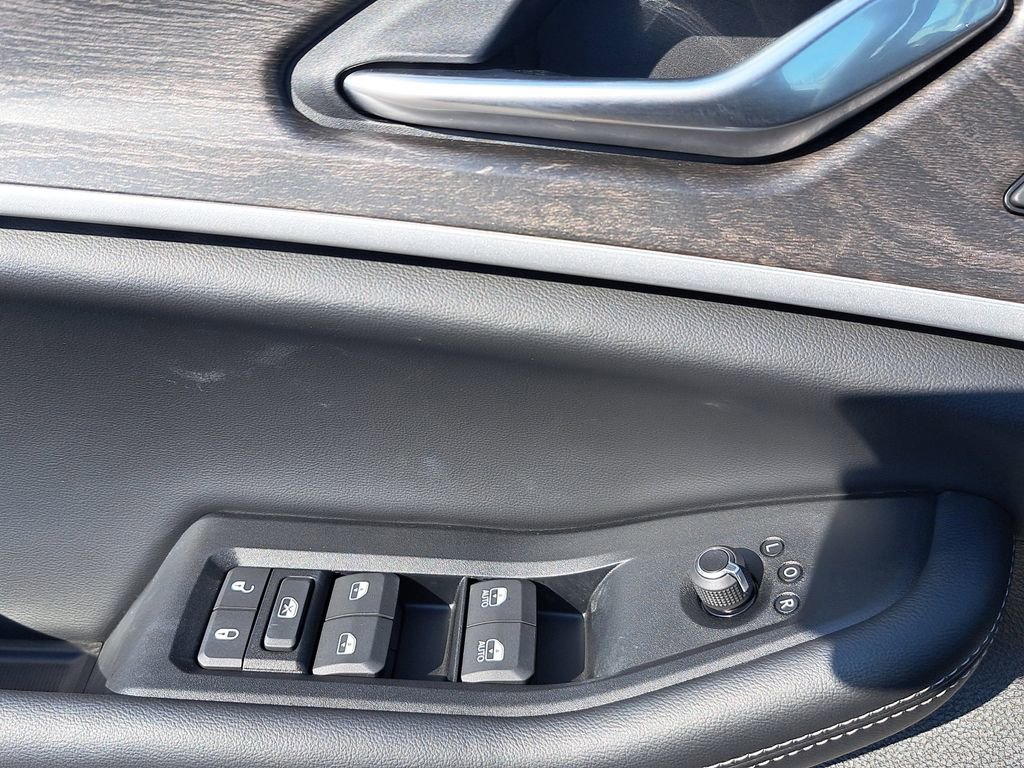 New 2026 Jeep Grand Cherokee L Limited image 30