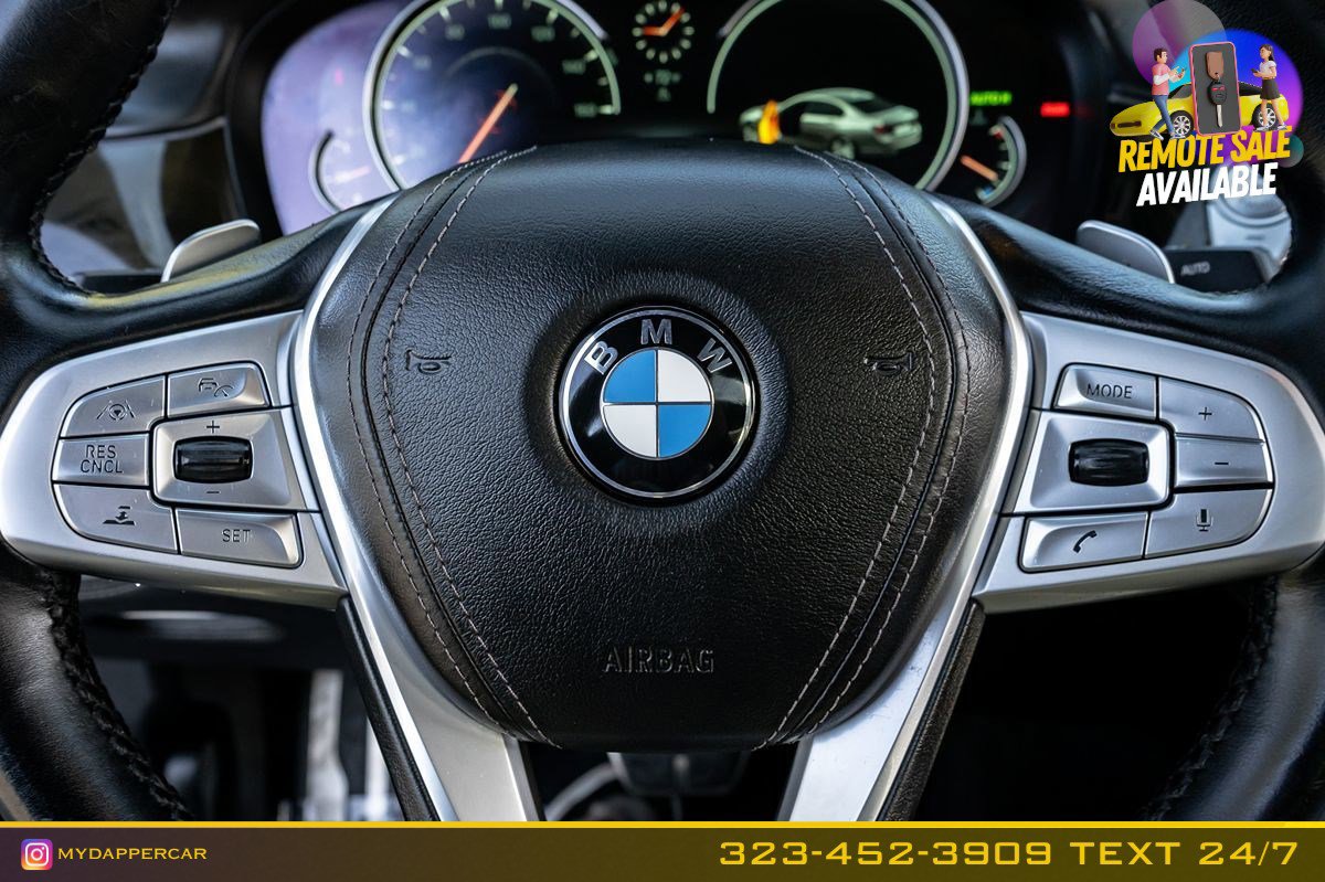Used 2019 BMW 750i w/ Executive Package RWD image 28