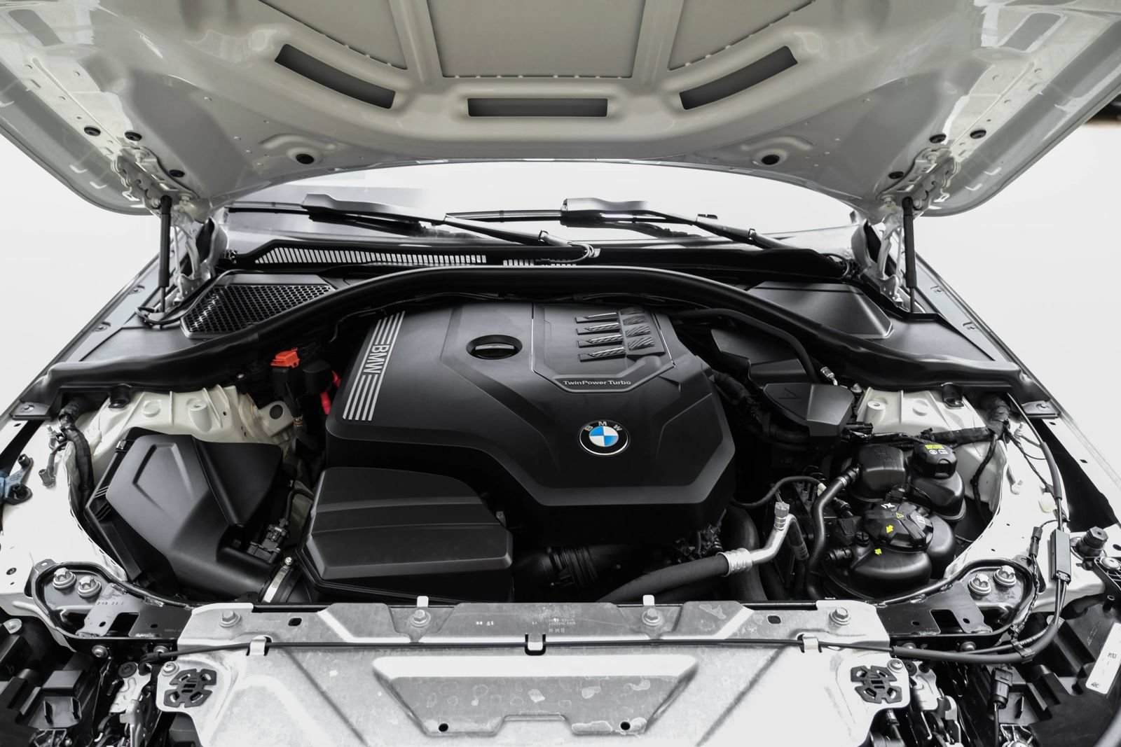 Used 2022 BMW 230i Coupe w/ M Sport Package RWD image 46