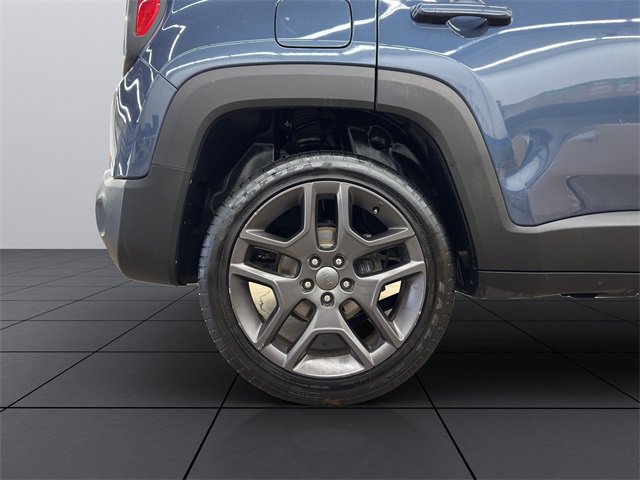Used 2021 Jeep Renegade Latitude image 24