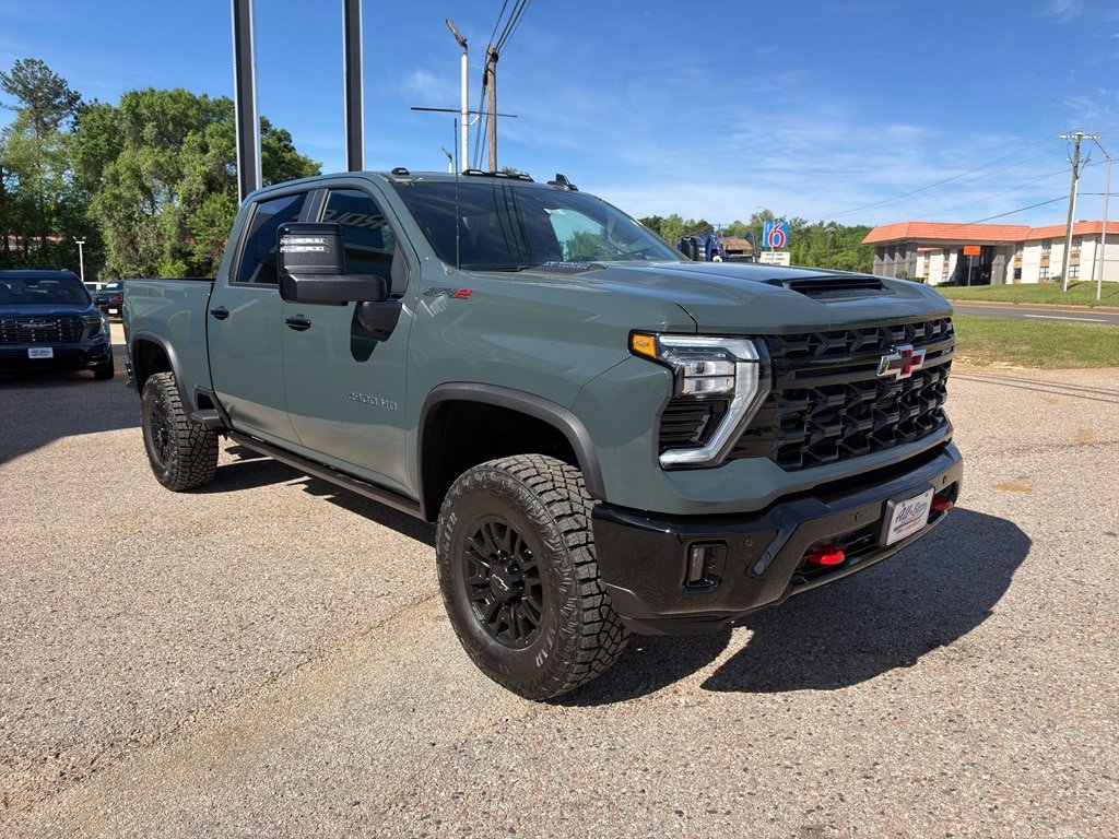 New 2026 Chevrolet Silverado 2500 ZR2 AWD/4WD image 13