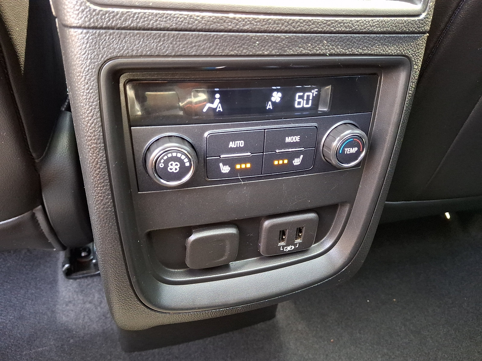 Used 2019 Buick Envision Essence AWD/4WD image 11