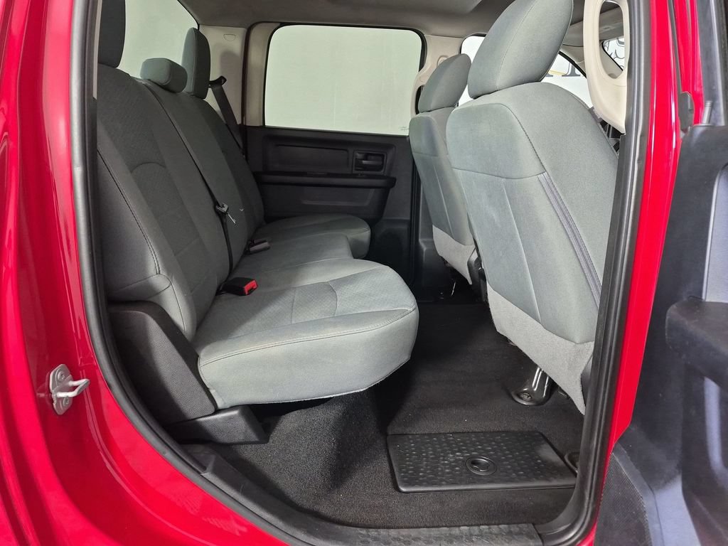Used 2018 RAM 1500 Express AWD/4WD image 35