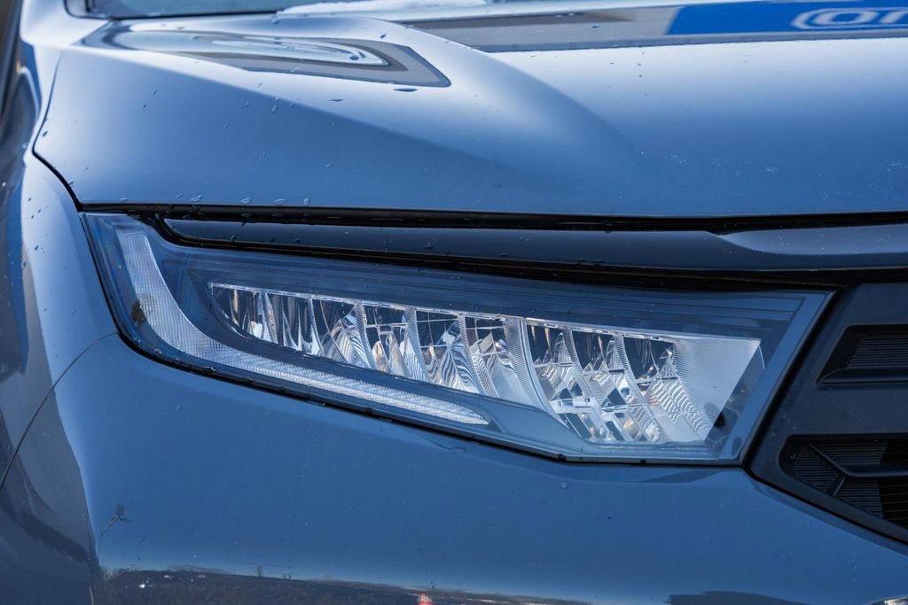 Used 2025 Honda Odyssey Sport-L image 11