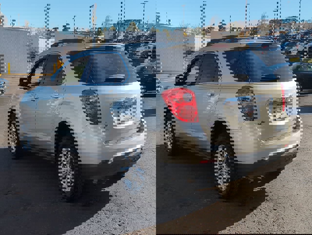 Used 2015 Chevrolet Equinox LT w/ Driver Convenience Package image 5