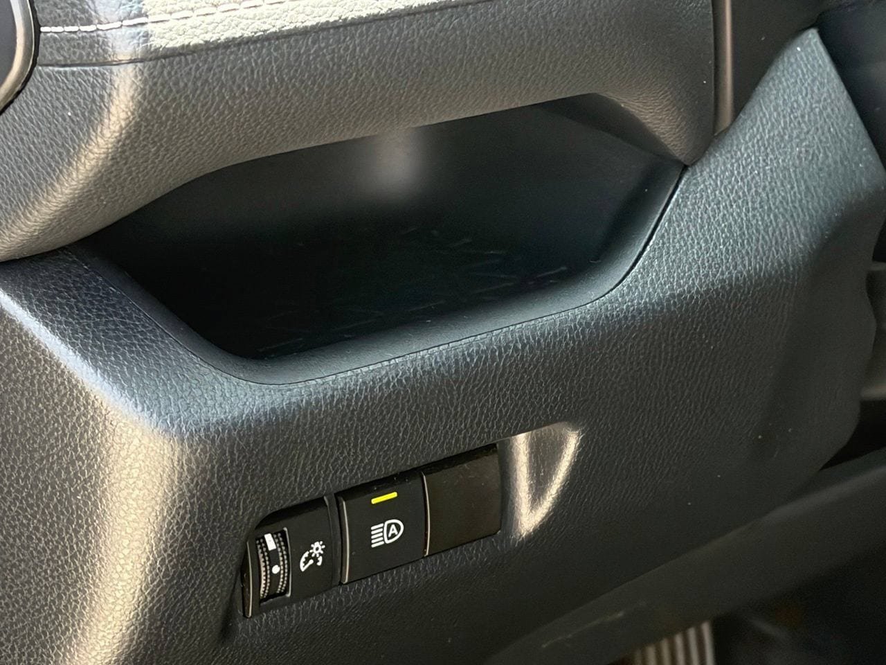 Used 2020 Toyota RAV4 LE w/ All Weather Liner Package FWD image 7