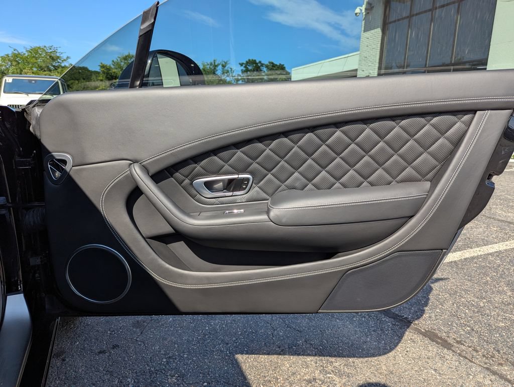 Used 2016 Bentley Continental GT AWD/4WD image 31