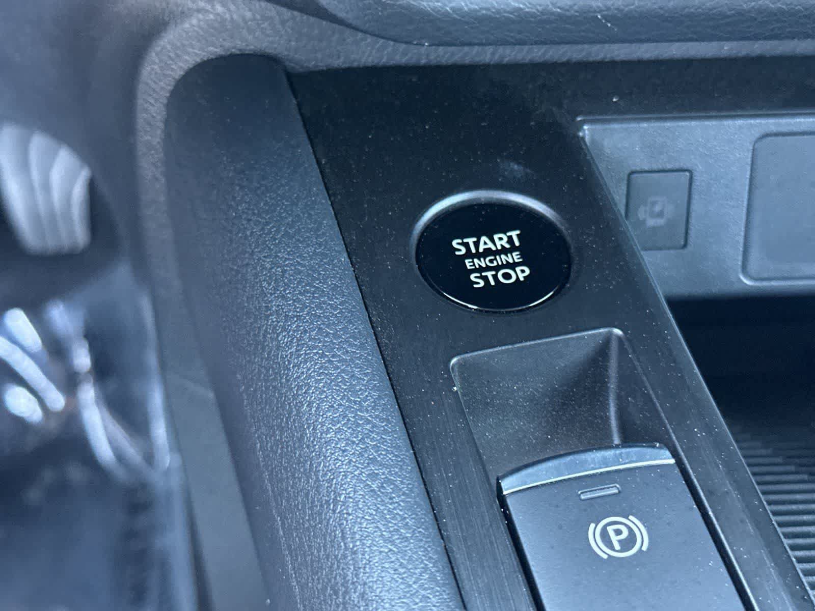 Used 2025 Nissan Kicks SV FWD image 23