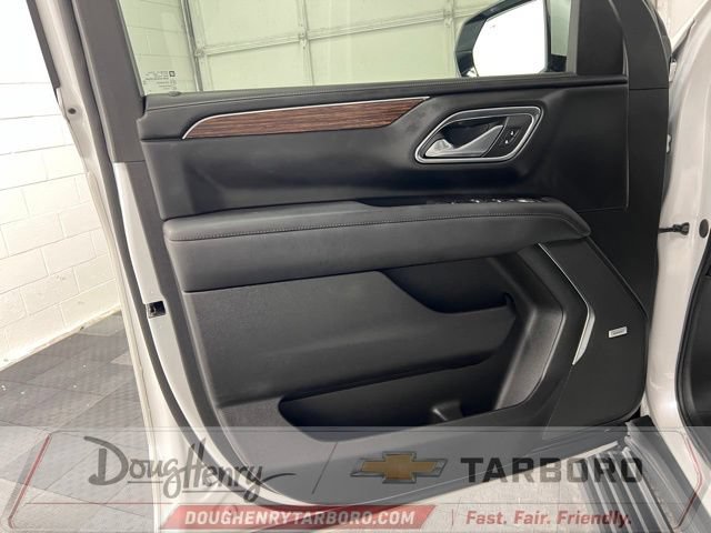 Used 2024 Chevrolet Suburban High Country w/ Advanced Technology Package AWD/4WD image 28