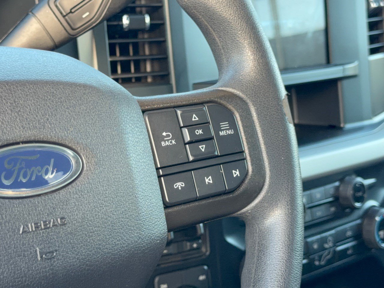 Used 2024 Ford F250 XL w/ STX Appearance Package AWD/4WD image 19