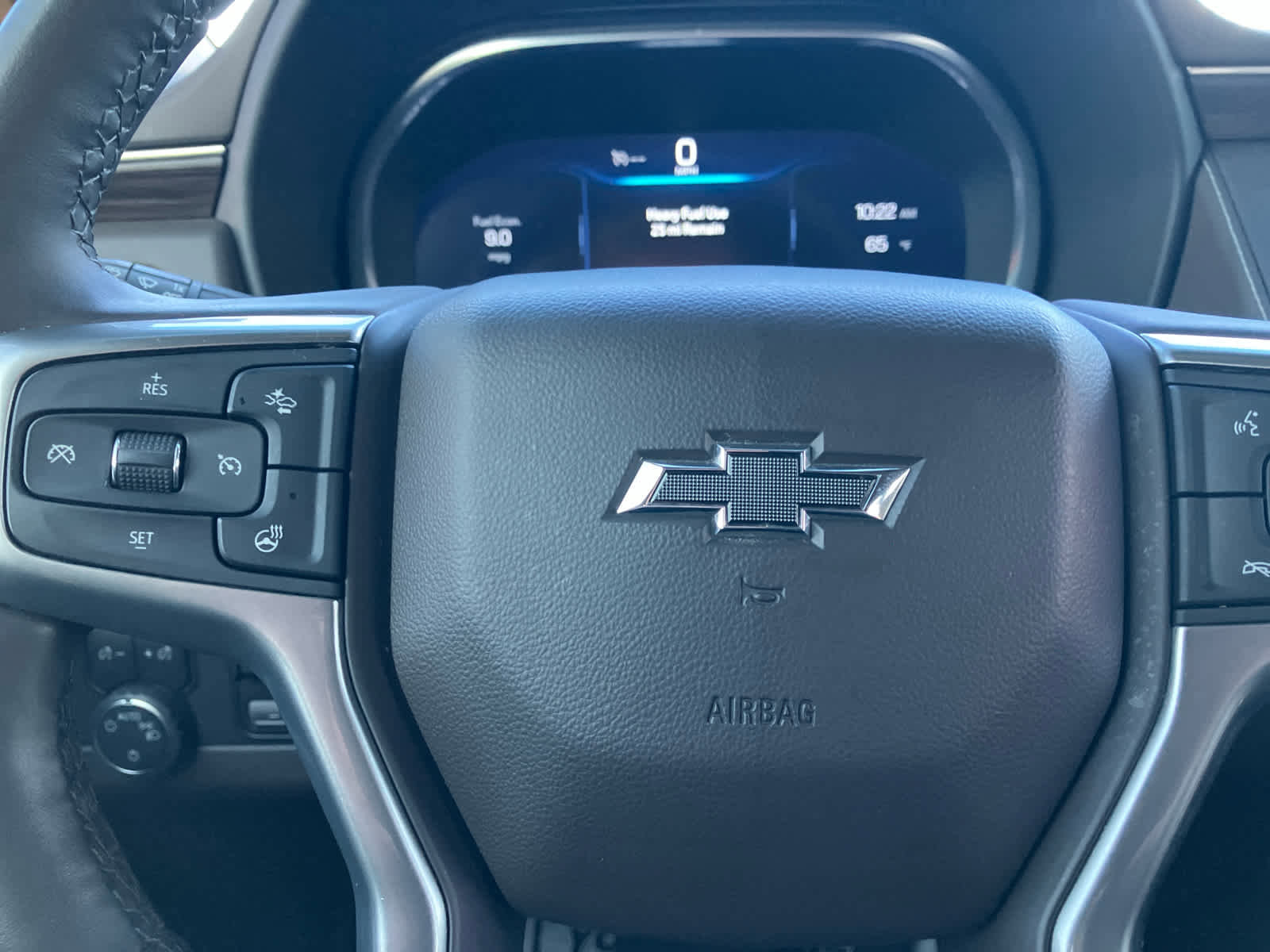 Certified 2024 Chevrolet Tahoe Z71 w/ Luxury Package image 17