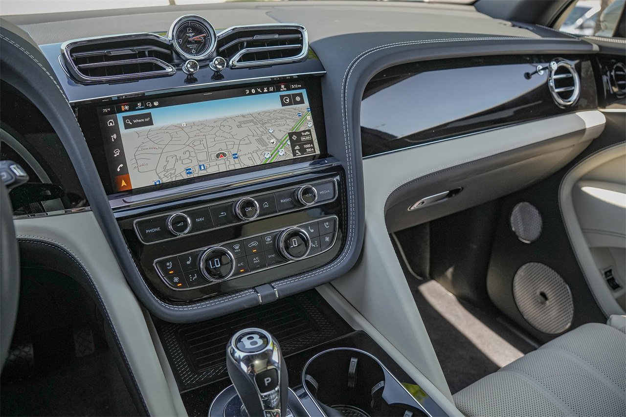 New 2025 Bentley Bentayga Extended Wheelbase image 28