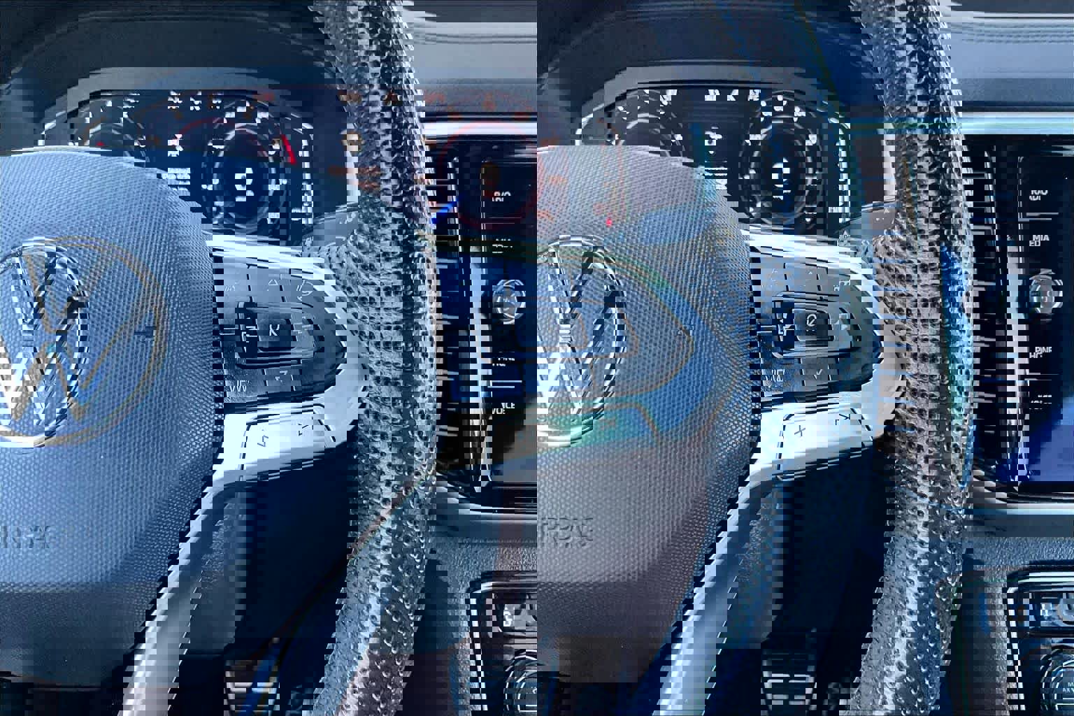 Used 2023 Volkswagen Atlas Cross Sport SEL Premium R-Line image 24