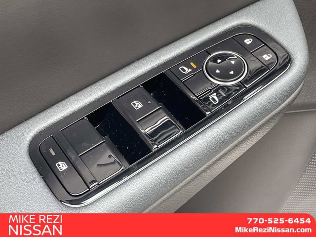 New 2026 Nissan Leaf Platinum+ w/ Cargo Package (Platinum+) FWD image 13