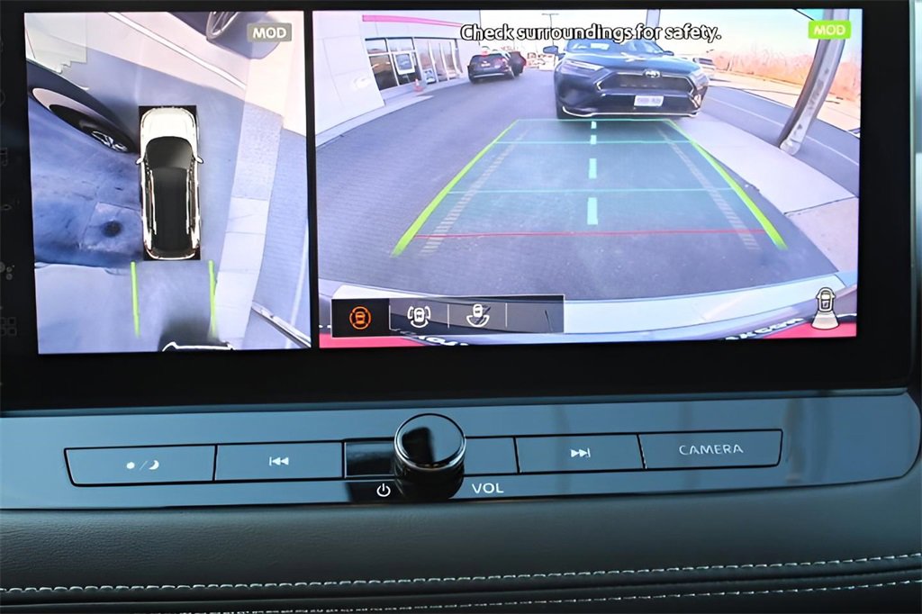 Used 2024 Nissan Rogue SL w/ SL Premium Package image 14