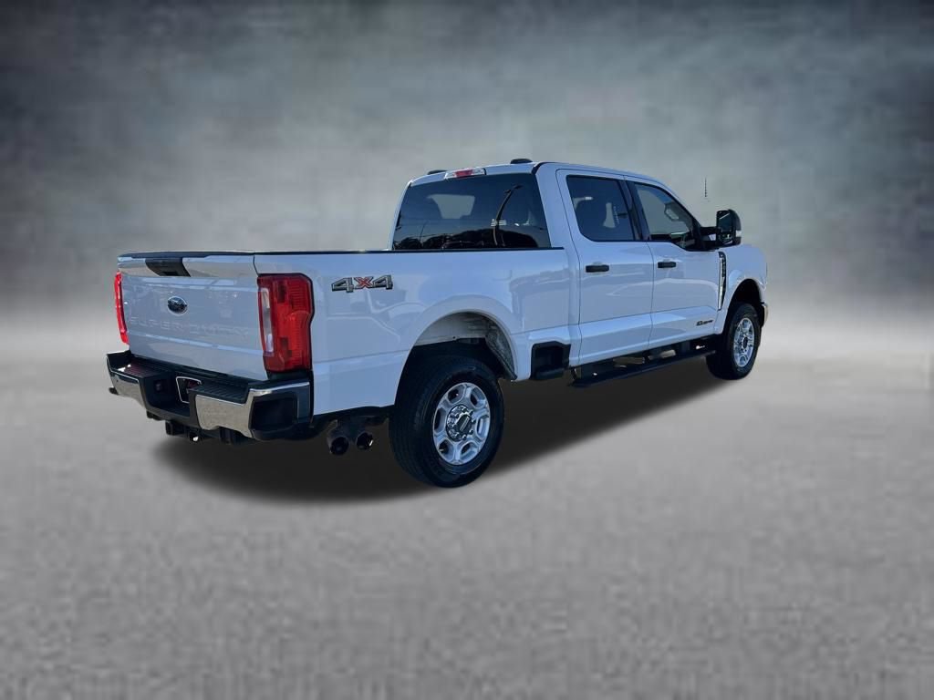 Used 2025 Ford F250 XLT AWD/4WD image 5