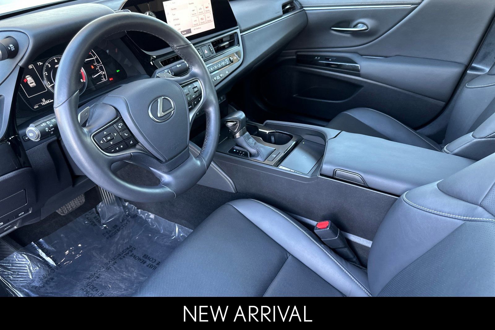 Certified 2024 Lexus ES 350 w/ Premium Package image 11