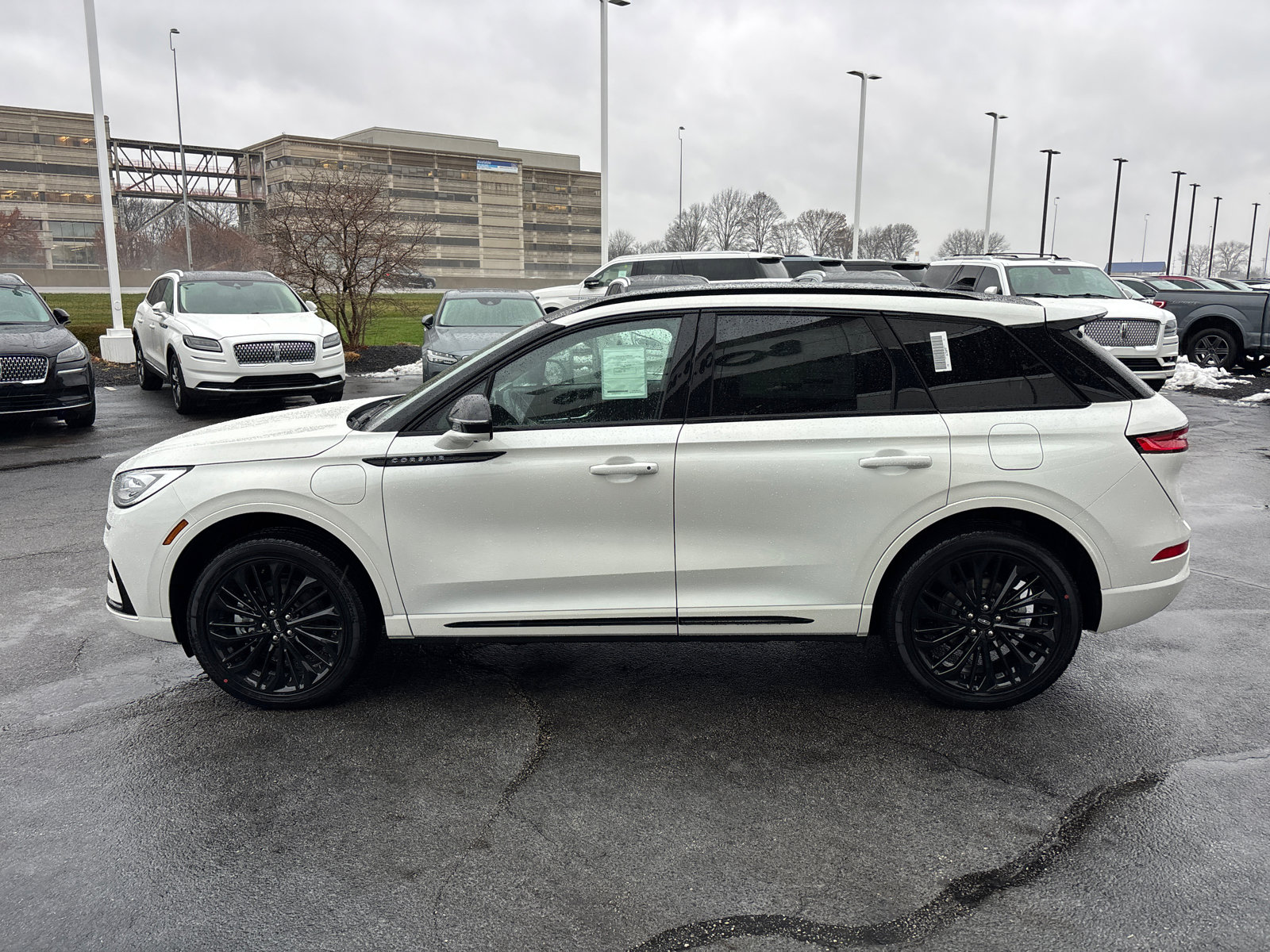 New 2026 Lincoln Corsair Grand Touring image 4