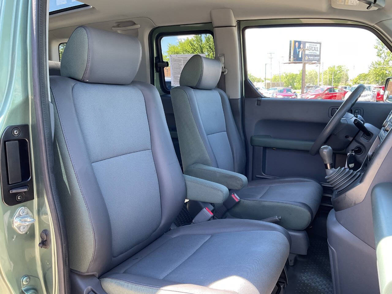 Used 2004 Honda Element EX image 38