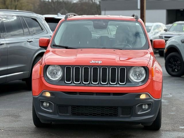 Used 2017 Jeep Renegade Latitude w/ Popular Equipment Group image 36