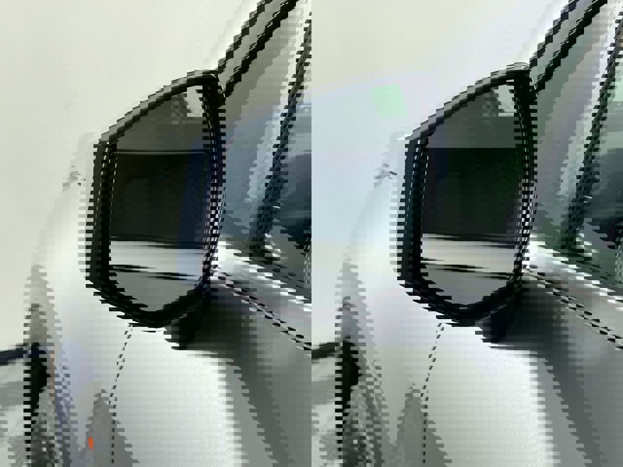 New 2026 Kia Sportage LX image 12