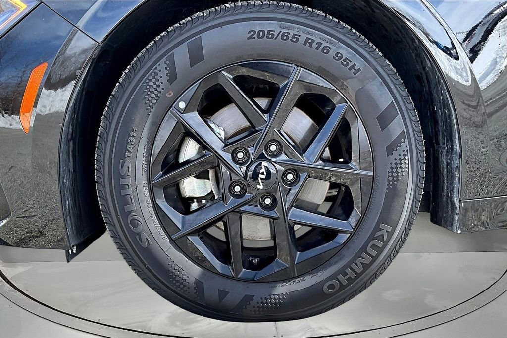 Used 2025 Kia K5 LXS image 31