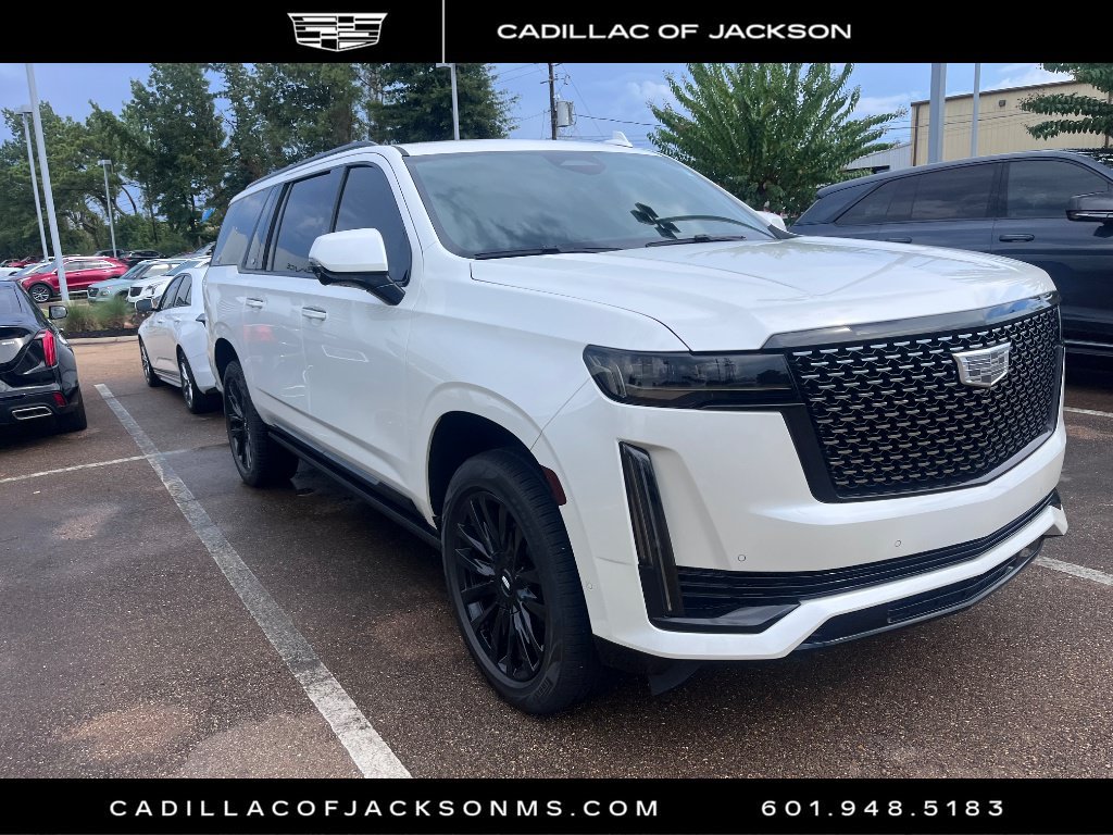 Used 2021 Cadillac Escalade ESV Premium Luxury w/ Driver Assist Tech Package AWD/4WD image 3