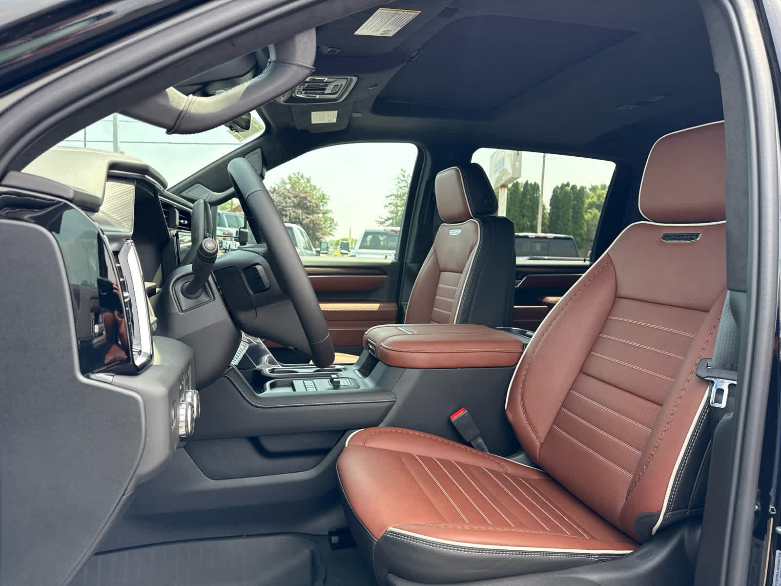 New 2026 GMC Sierra 3500 Denali Ultimate AWD/4WD image 11
