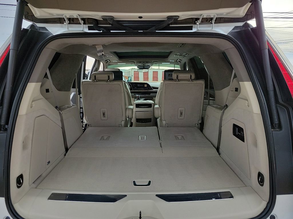 Used 2023 Cadillac Escalade Sport Platinum AWD/4WD image 15