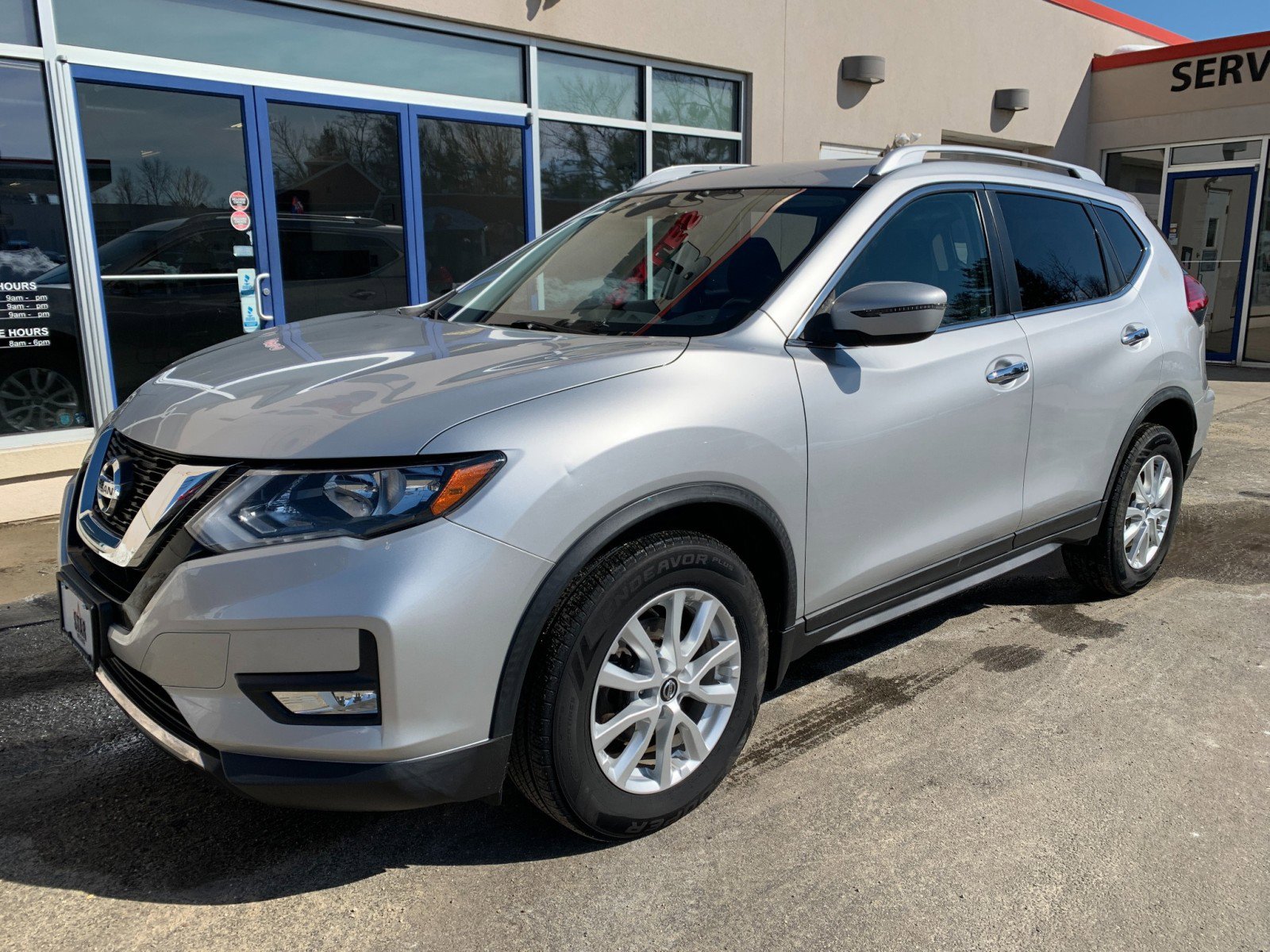 Used 2017 Nissan Rogue SV