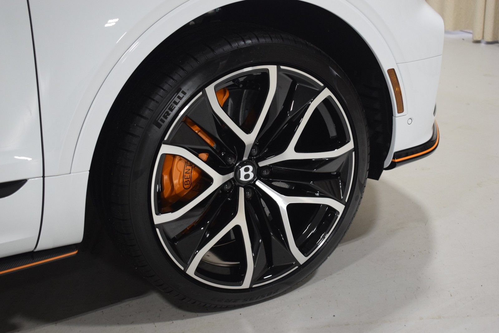 New 2026 Bentley Bentayga Speed AWD/4WD image 7