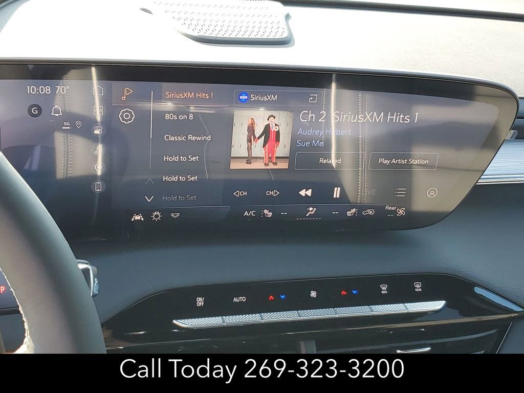 New 2025 Buick Enclave Preferred w/ Power Package image 14