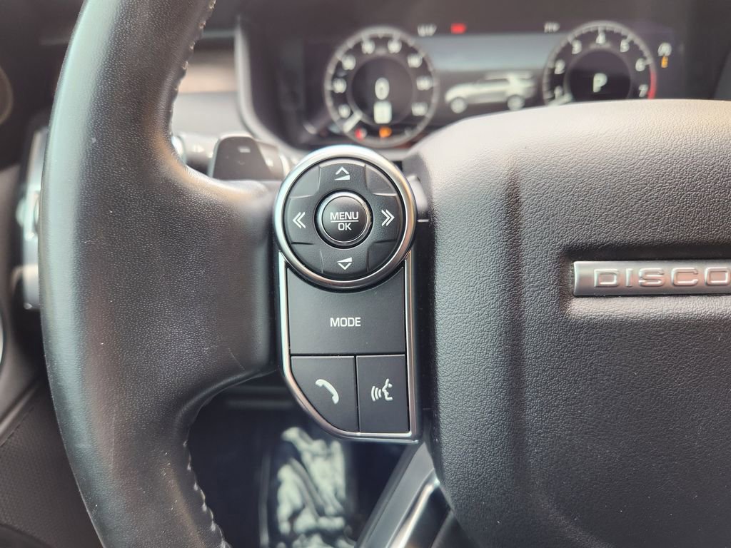 Used 2018 Land Rover Discovery HSE image 26