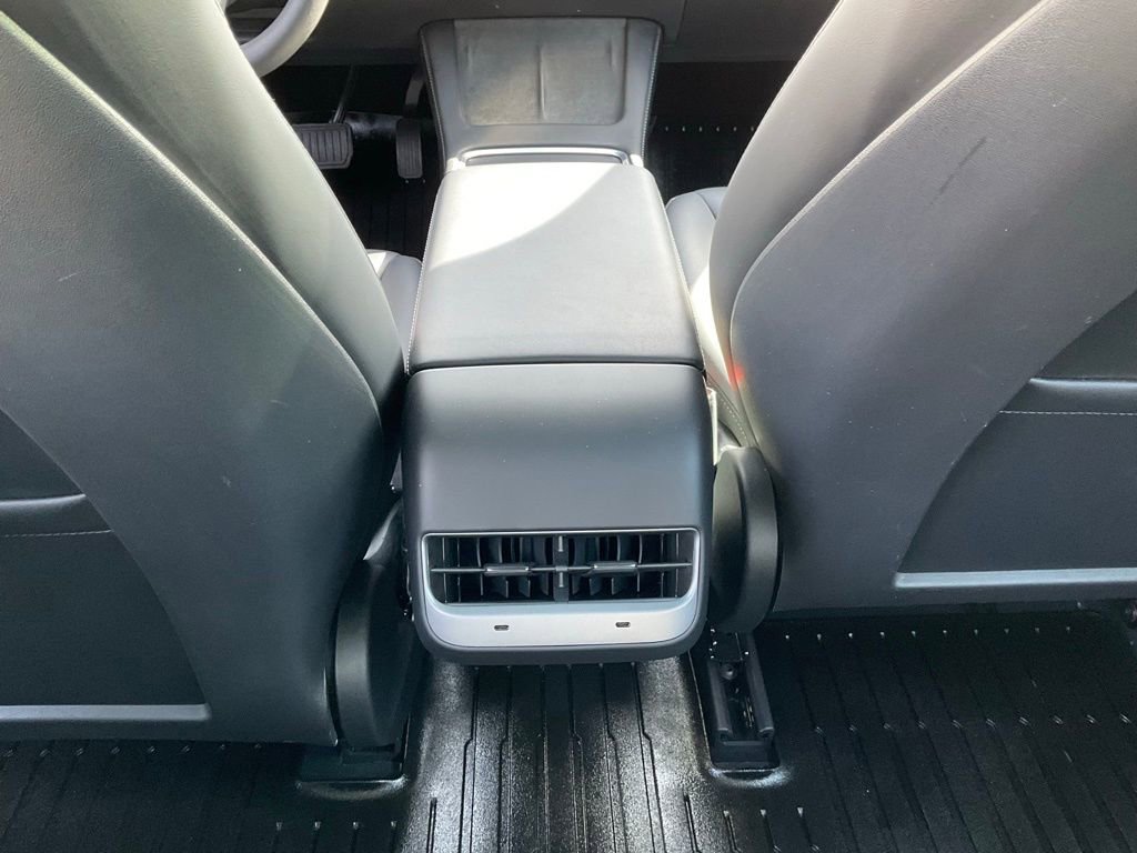 Used 2023 Tesla Model 3 Standard Range RWD image 35