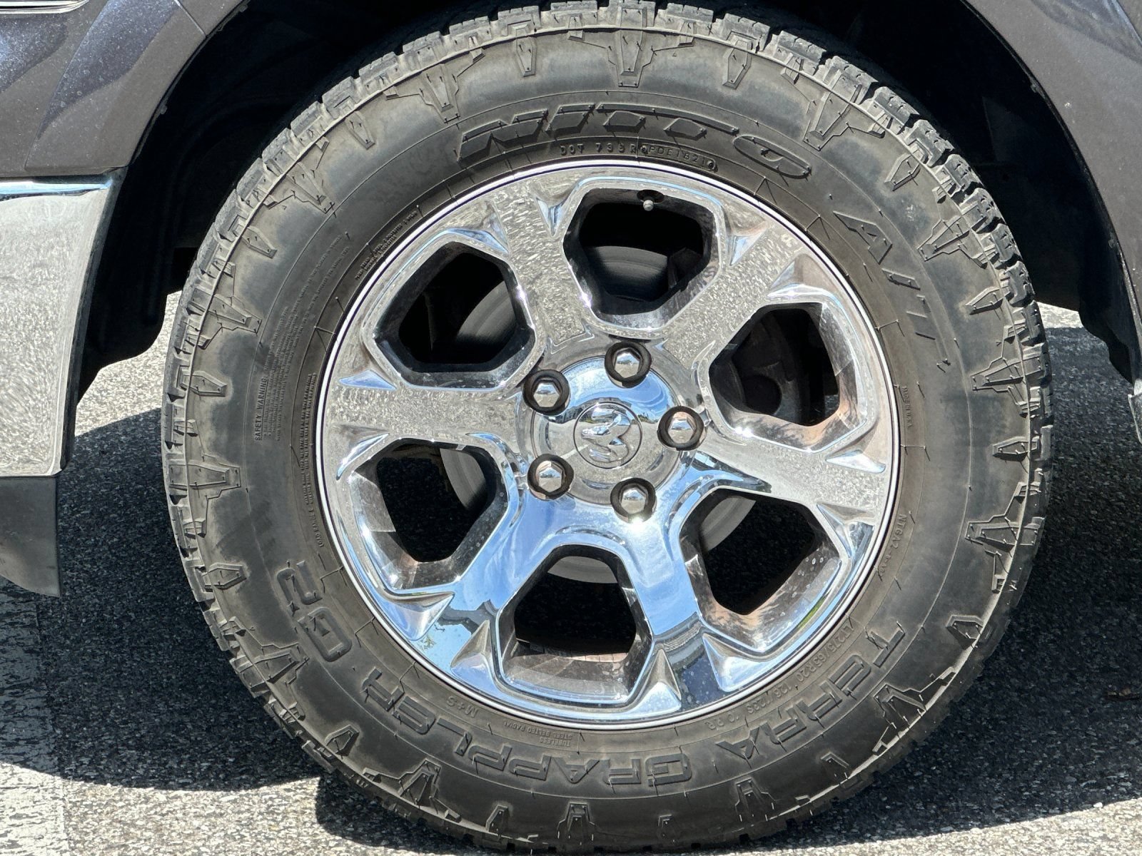 Used 2017 RAM 1500 Laramie w/ Convenience Group AWD/4WD image 25