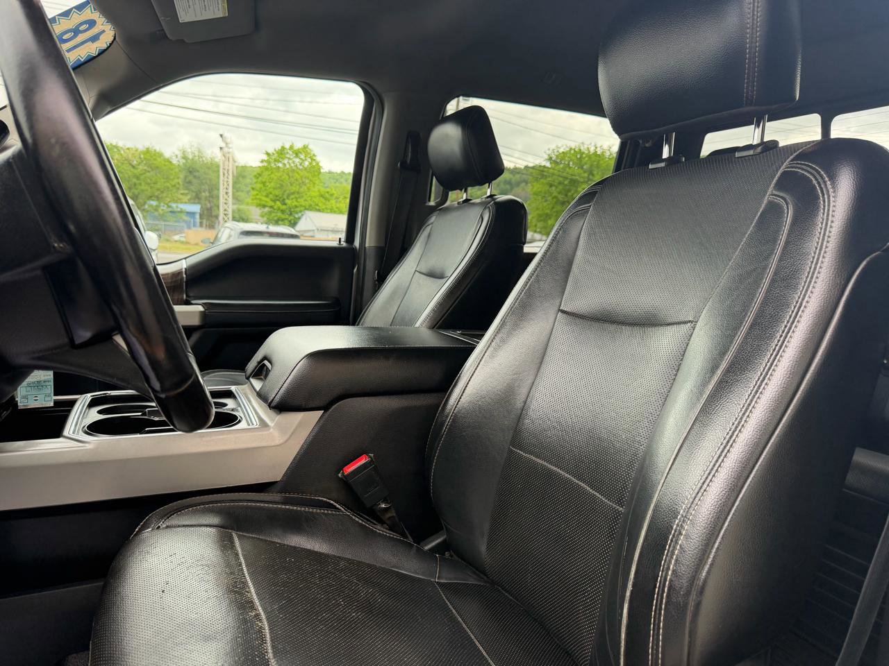 Used 2018 Ford F450 Lariat w/ Lariat Value Package AWD/4WD image 11