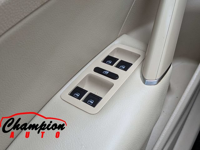 Used 2019 Volkswagen Passat 2.0T SE R-Line FWD image 26
