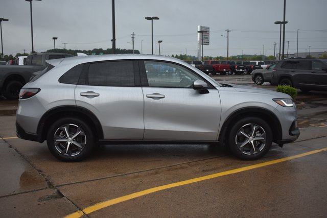 Used 2024 Honda HR-V EX-L image 4