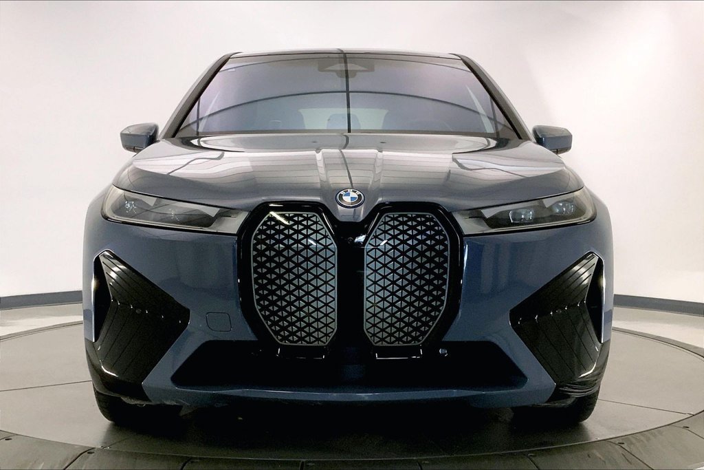 Certified 2024 BMW iX xDrive50 w/ Premium Package AWD/4WD image 2