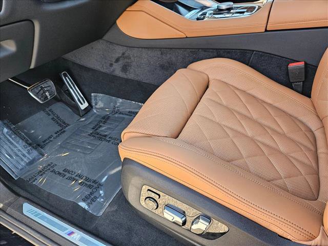 New 2026 BMW X6 xDrive40i w/ Climate Comfort Package image 4