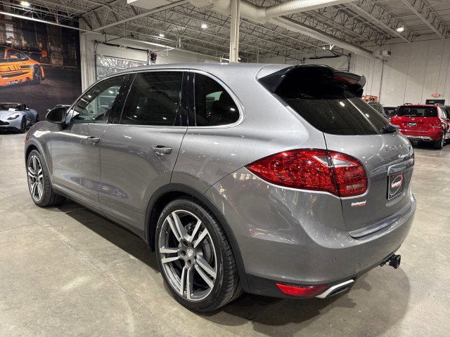 Used 2012 Porsche Cayenne S w/ Premium Pkg Plus image 3