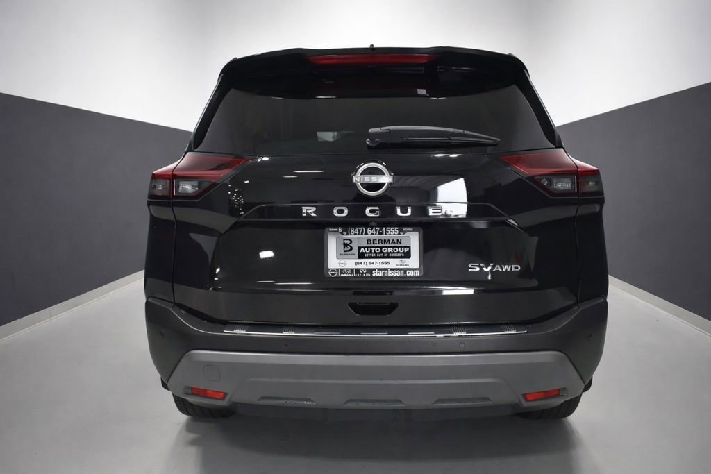 Certified 2023 Nissan Rogue SV image 9