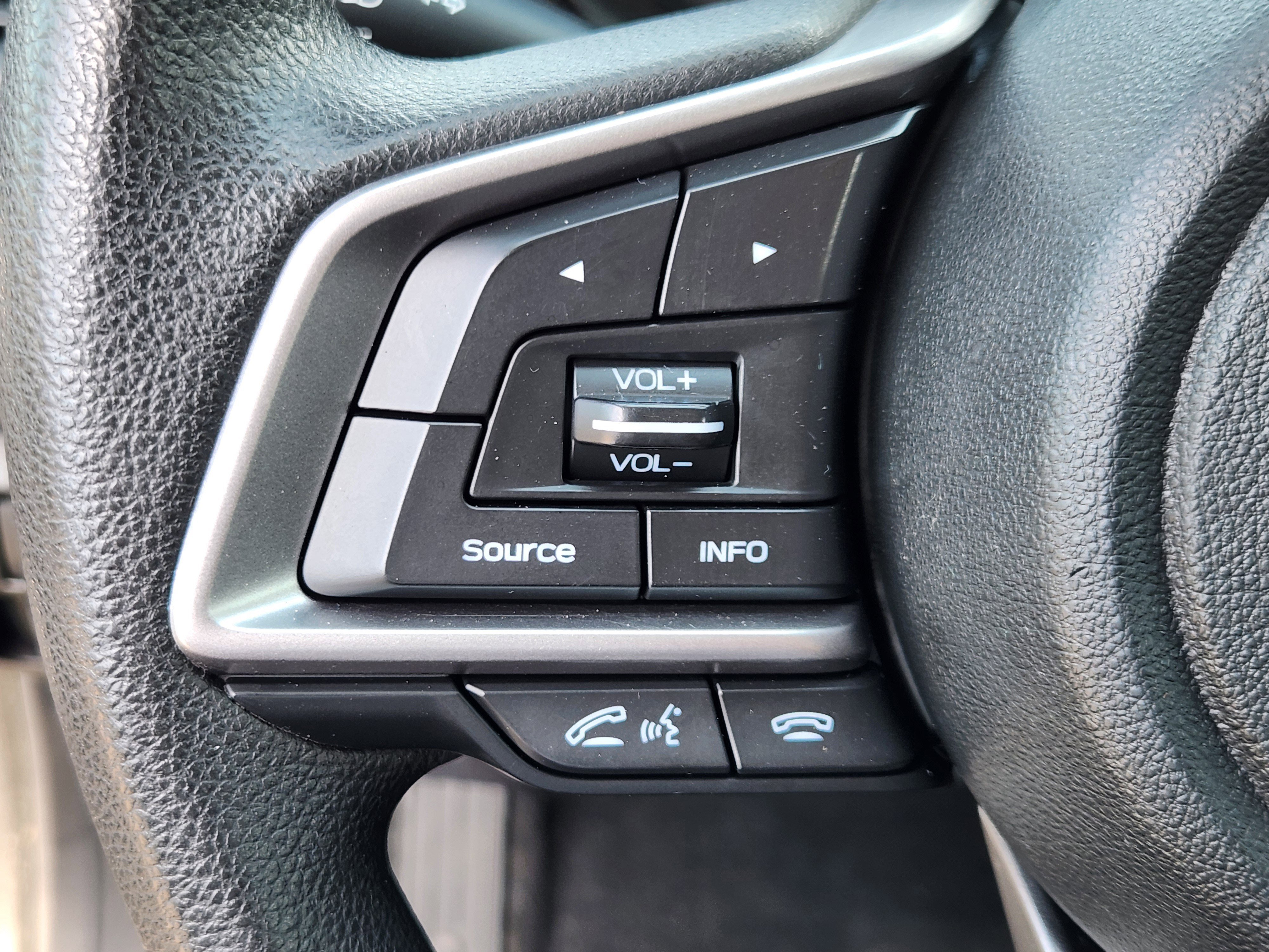 Used 2018 Subaru Impreza 2.0i image 22