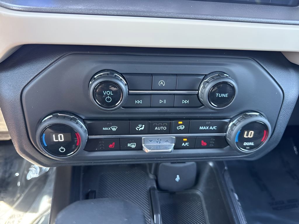 Used 2025 Ford Bronco Big Bend AWD/4WD image 16