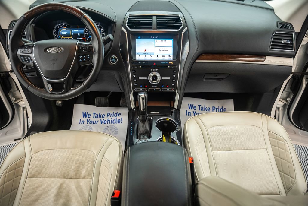 Used 2017 Ford Explorer Platinum AWD/4WD image 24