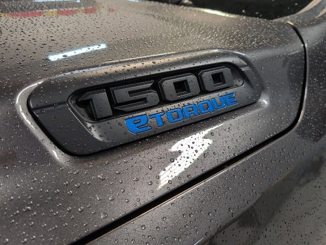 New 2026 RAM 1500 4x4 Crew Cab image 12