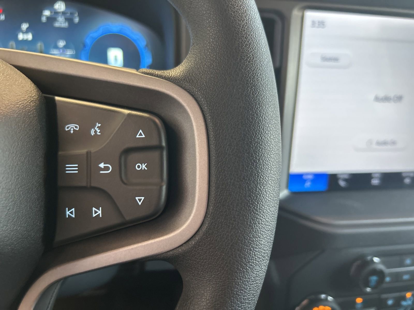 New 2025 Ford Bronco 4-Door image 18