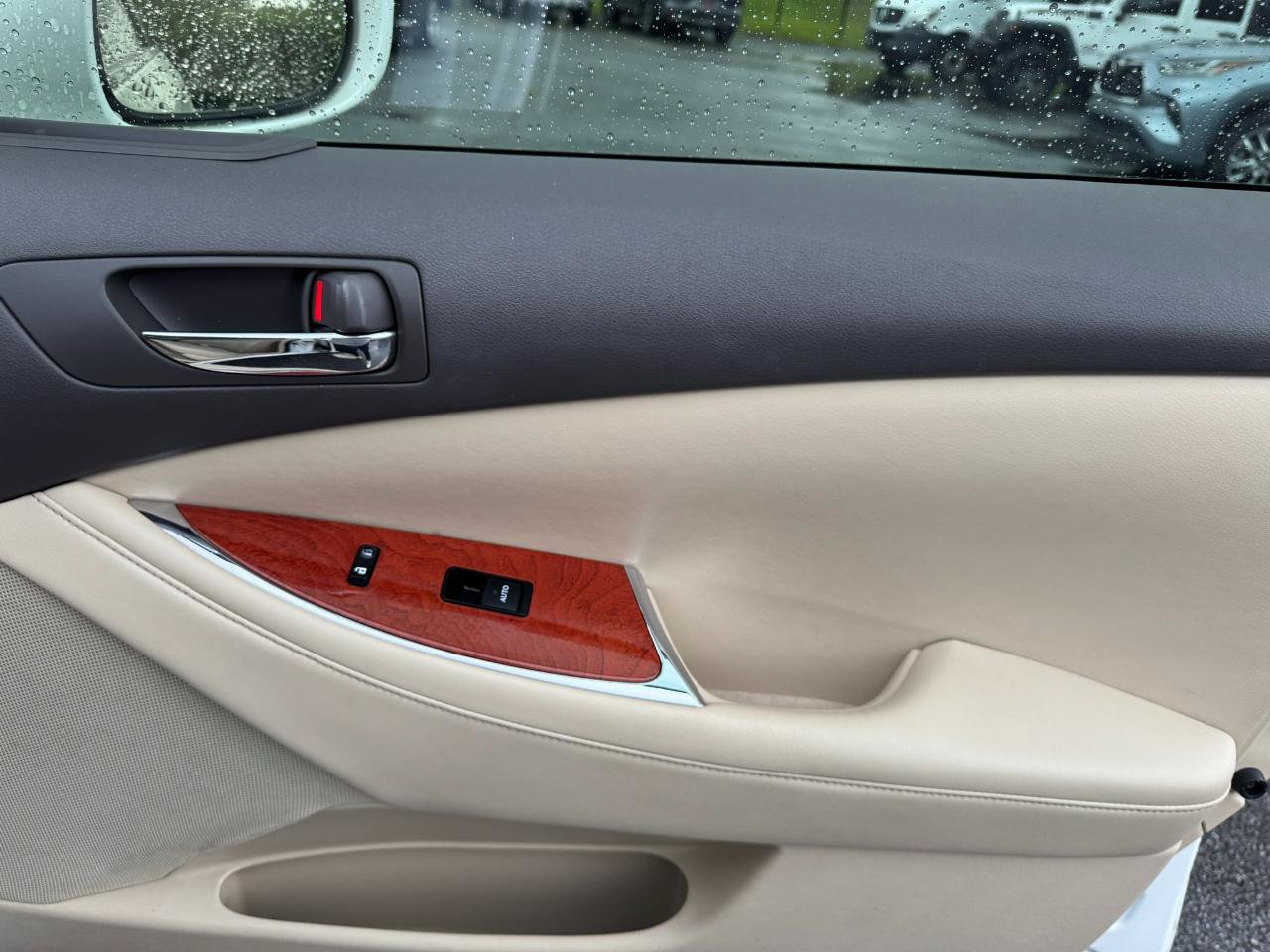 Used 2011 Lexus ES 350 FWD image 30
