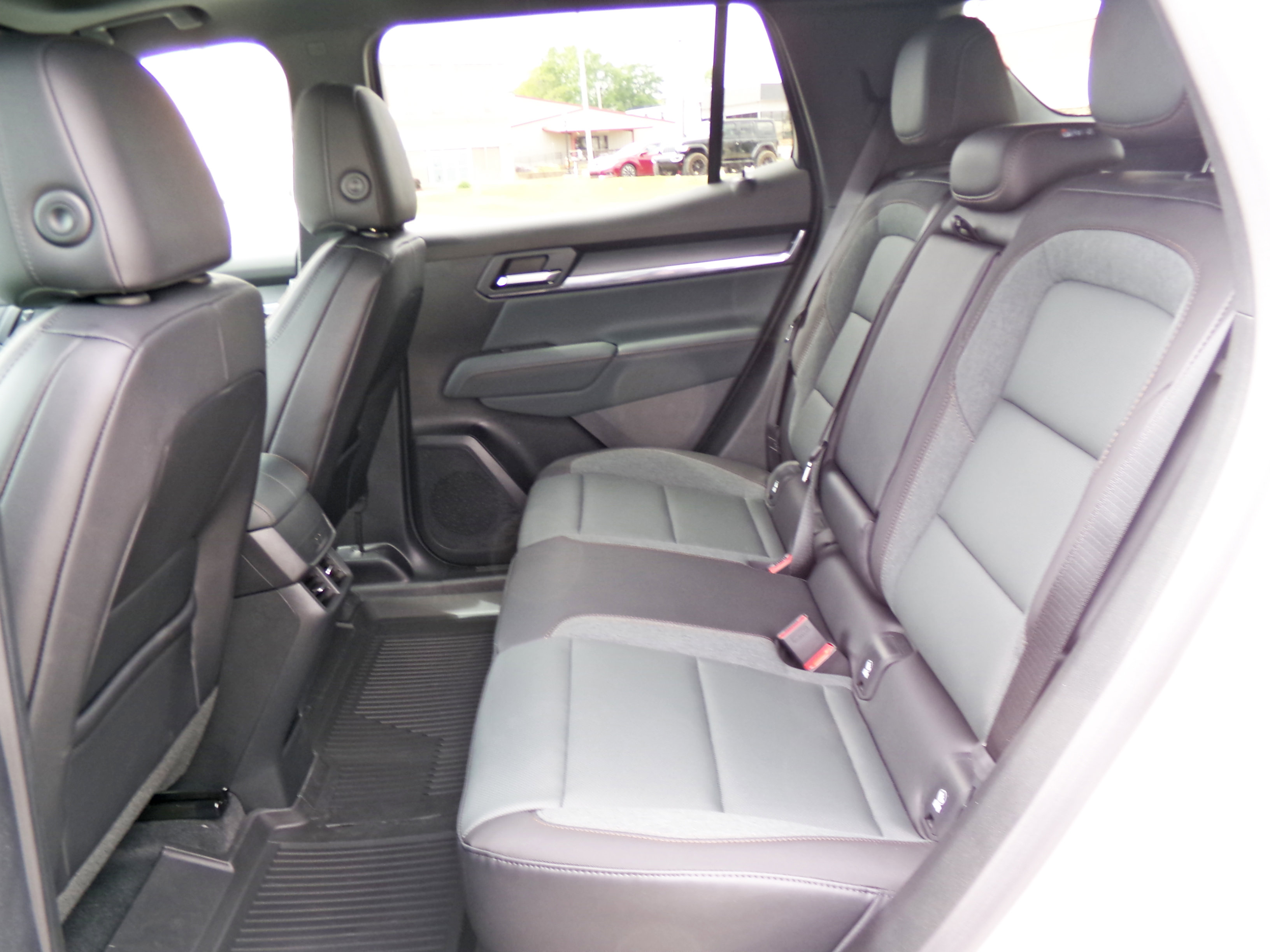 New 2026 GMC Terrain AT4 image 13