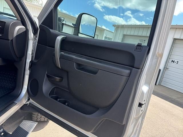 Used 2011 GMC Sierra 2500 SLE w/ SLE Preferred Package AWD/4WD image 20